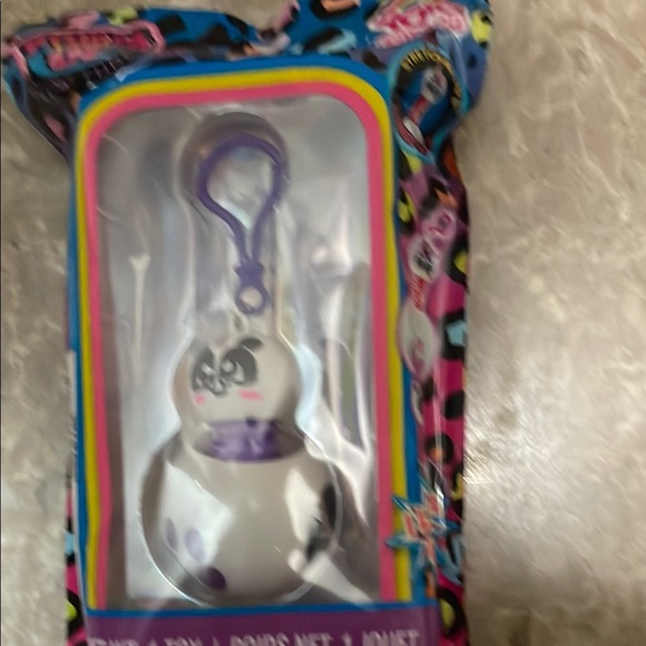 DIY Rainbow Glitter and YoYo Slime Kit - Picture 3 of 3